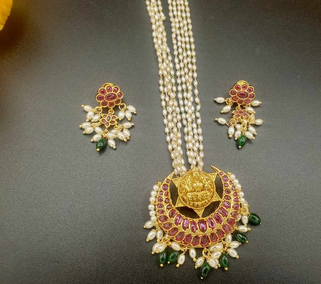 Latika Pearl Kemp Necklace Set