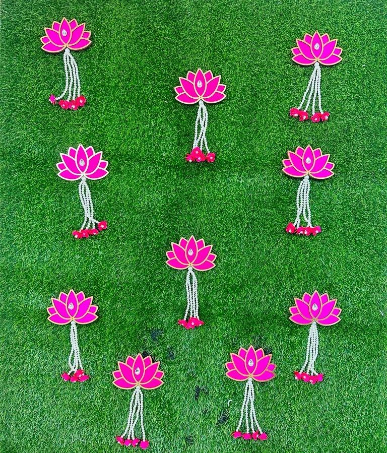 Lotus motif cutout - set of 4 | decor | festival | prop