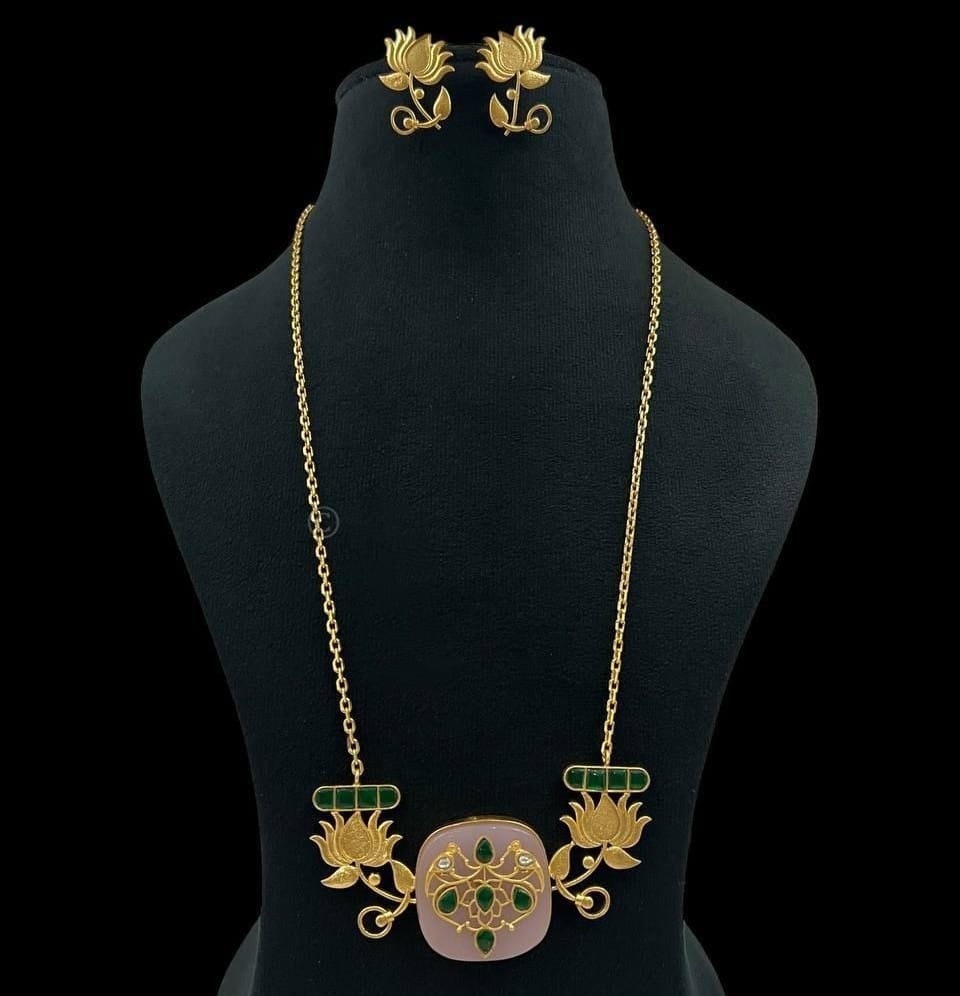 Nandini Inlay Pendant with earrings