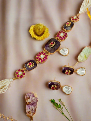 Rimi Kundan Kemp Necklace with Earrings