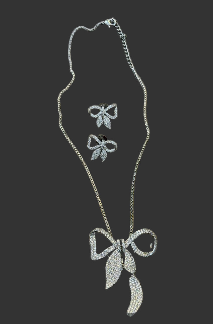 Designer Bow Pendant Set with Earrings