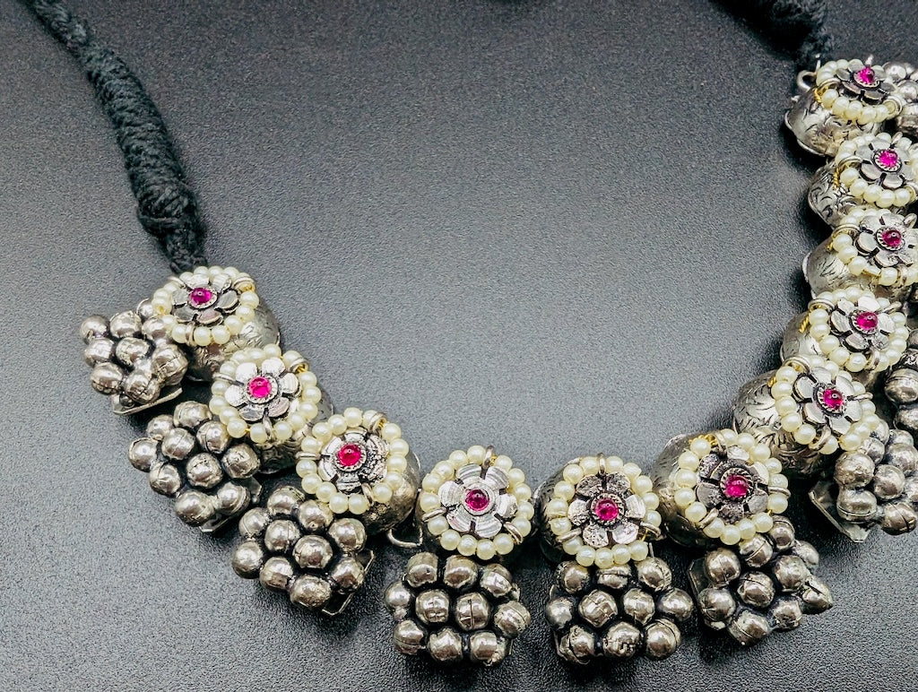 Amelia Ghungroo Necklace with Earrings
