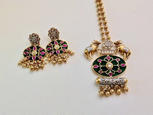 Idhika Inlay Pendant with earrings