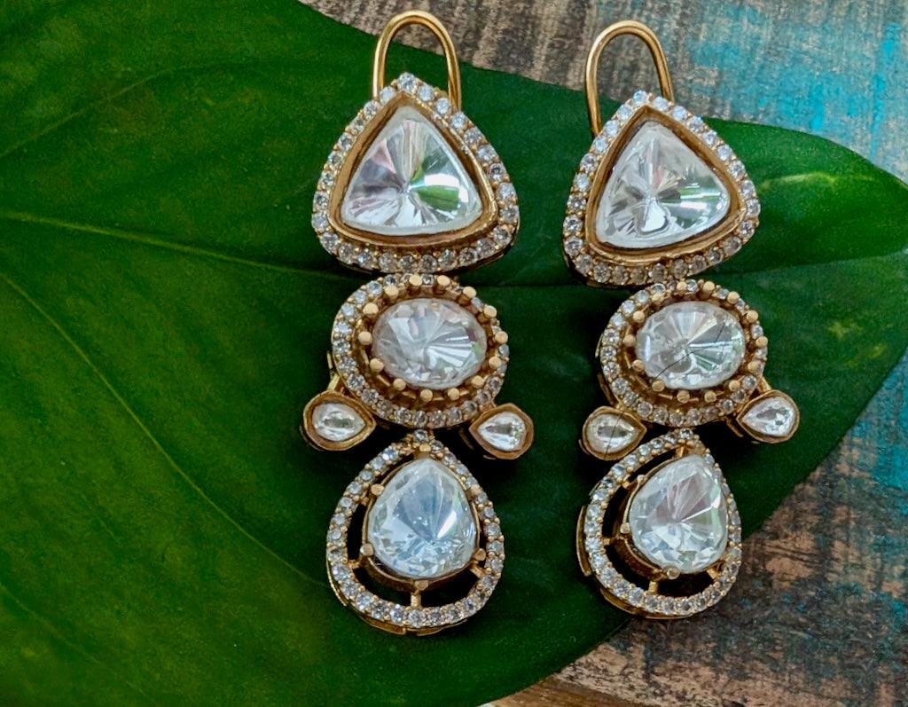 Yana mossanite pendant set with earrings