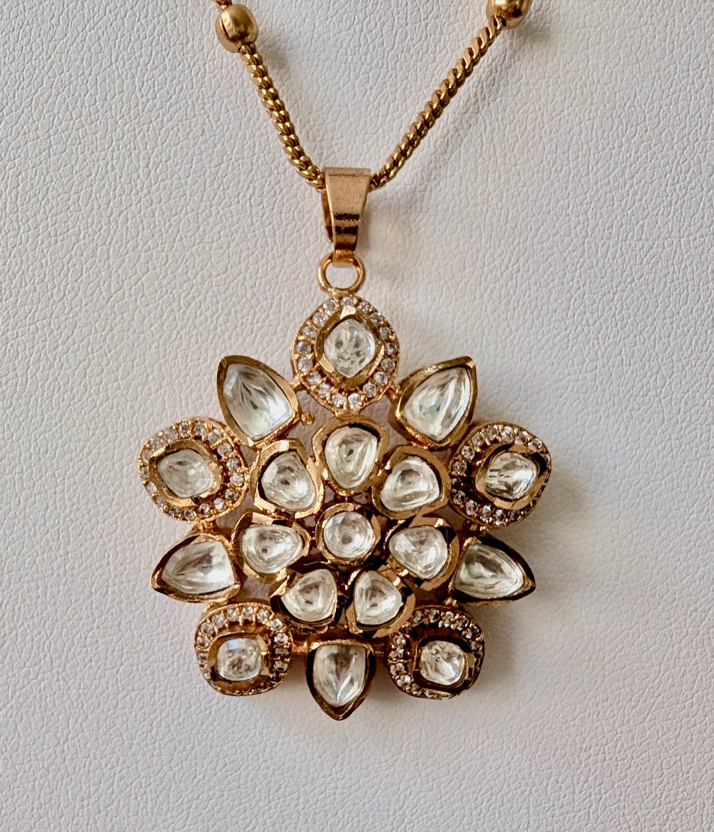 Anisha Moissanite Pendant with Earrings