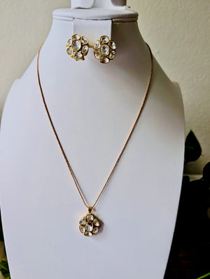 Anisha Moissanite Pendant with Earrings