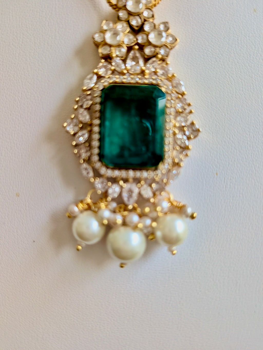 Rohini Emerald Green Doublet Pendant with Earrings