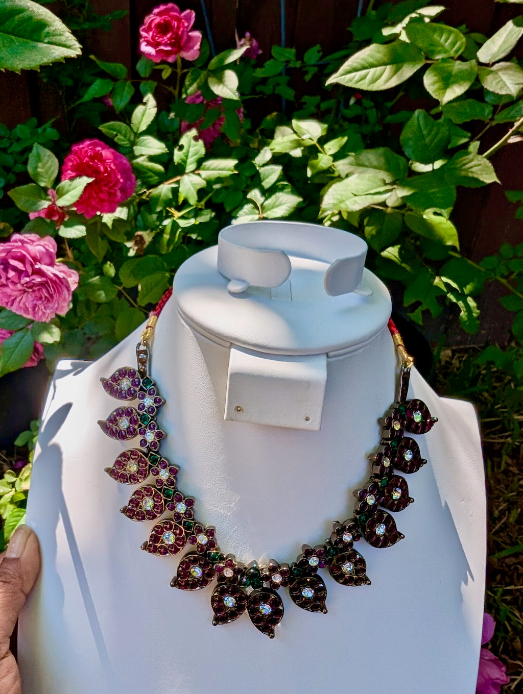 Anika Mango Kemp Necklace