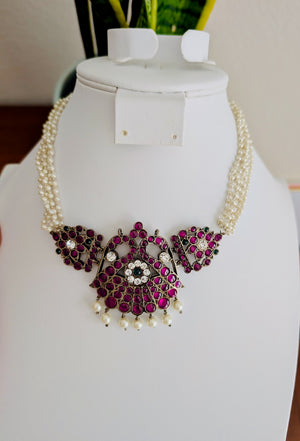 Lakshmi Kemp Pearl Necklace