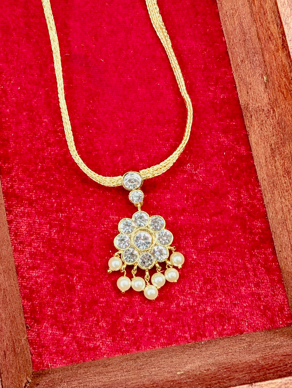 Parvati Kemp Stone Pendant