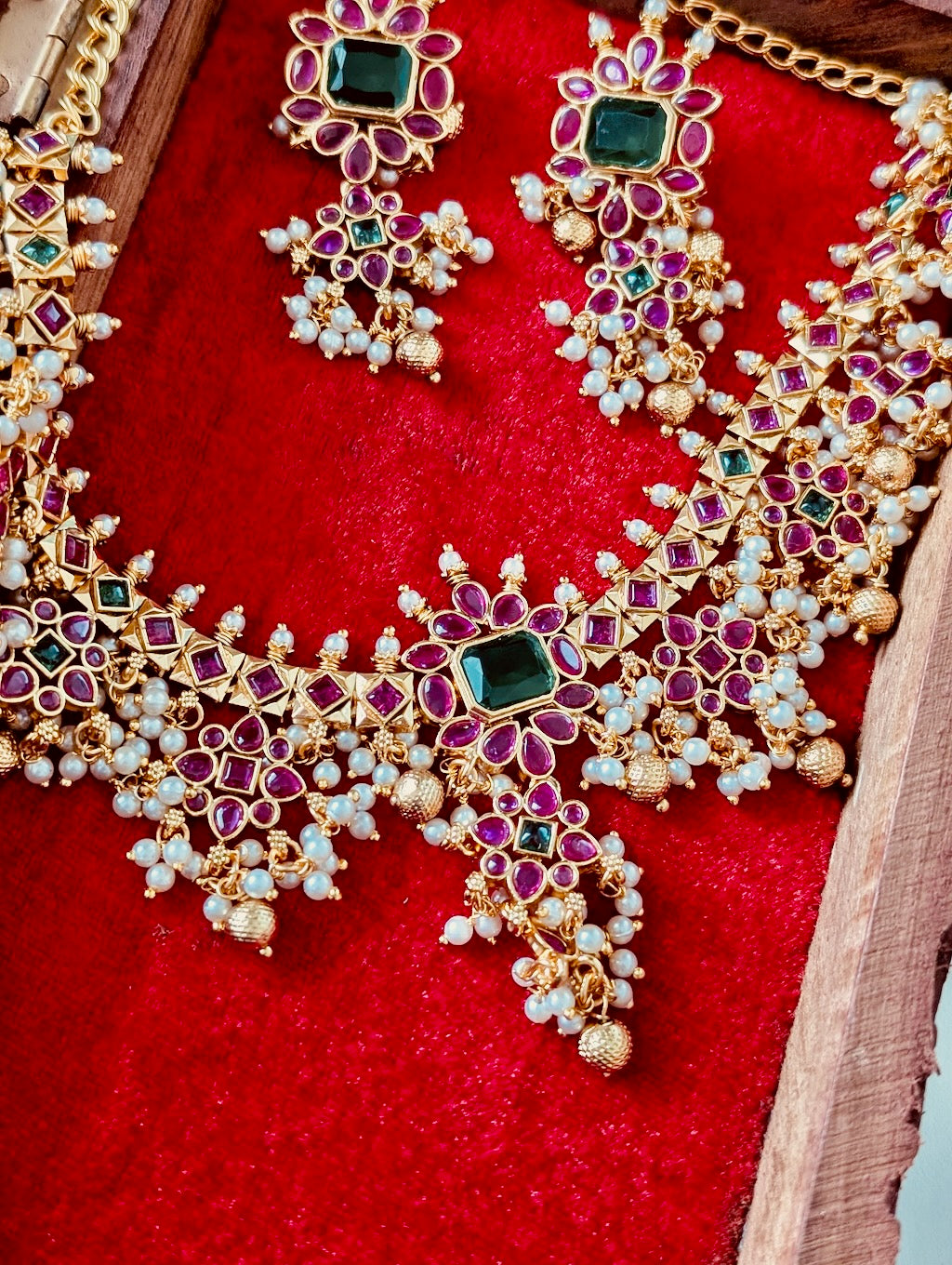 Sita Kemp Guttapulasu Set with Earrings