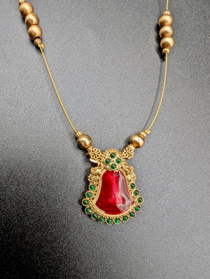 Palakka Invisible Chain with Earrings