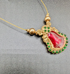 Palakka Invisible Chain with Earrings