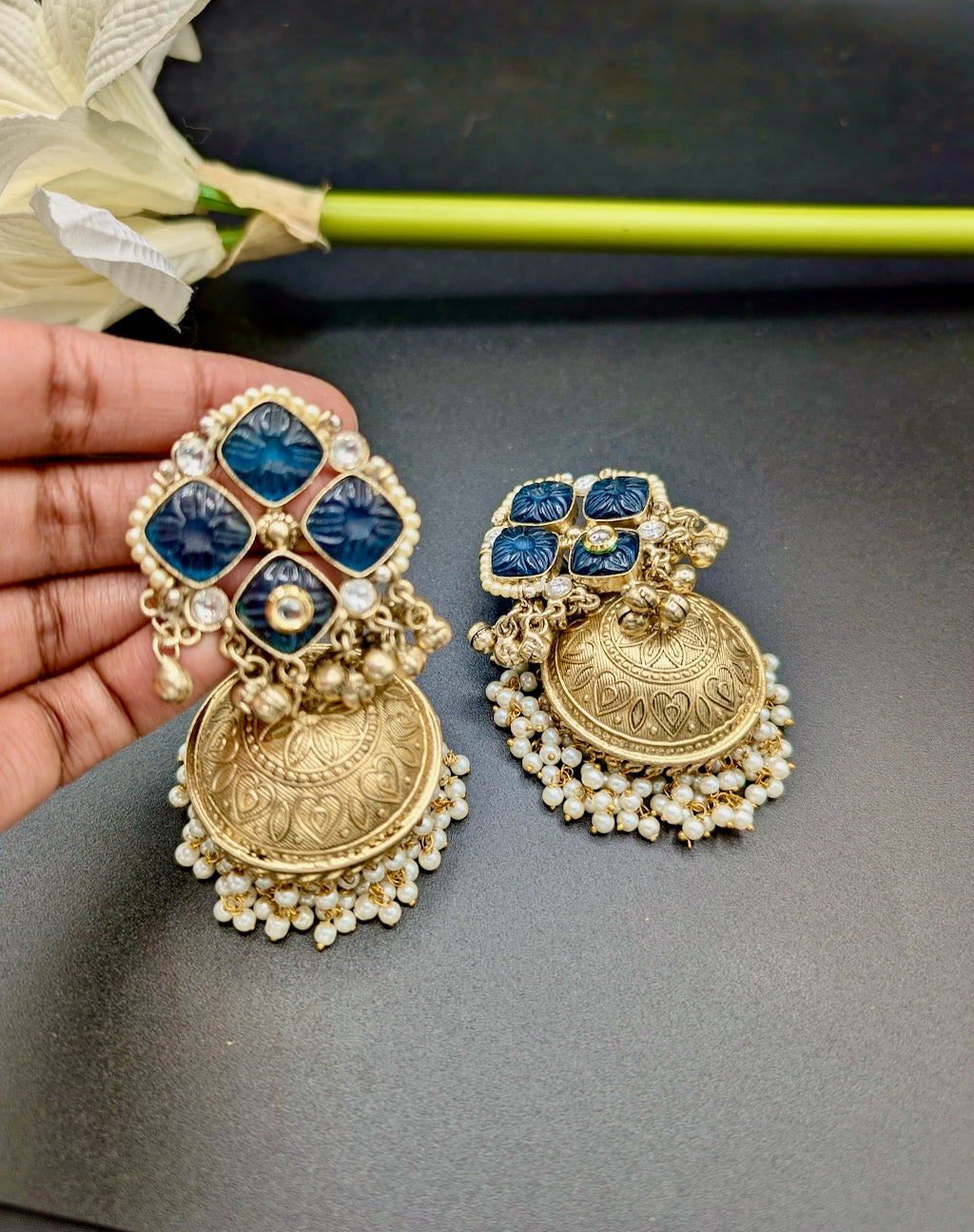 Aanchal Lightweight Jhumkas