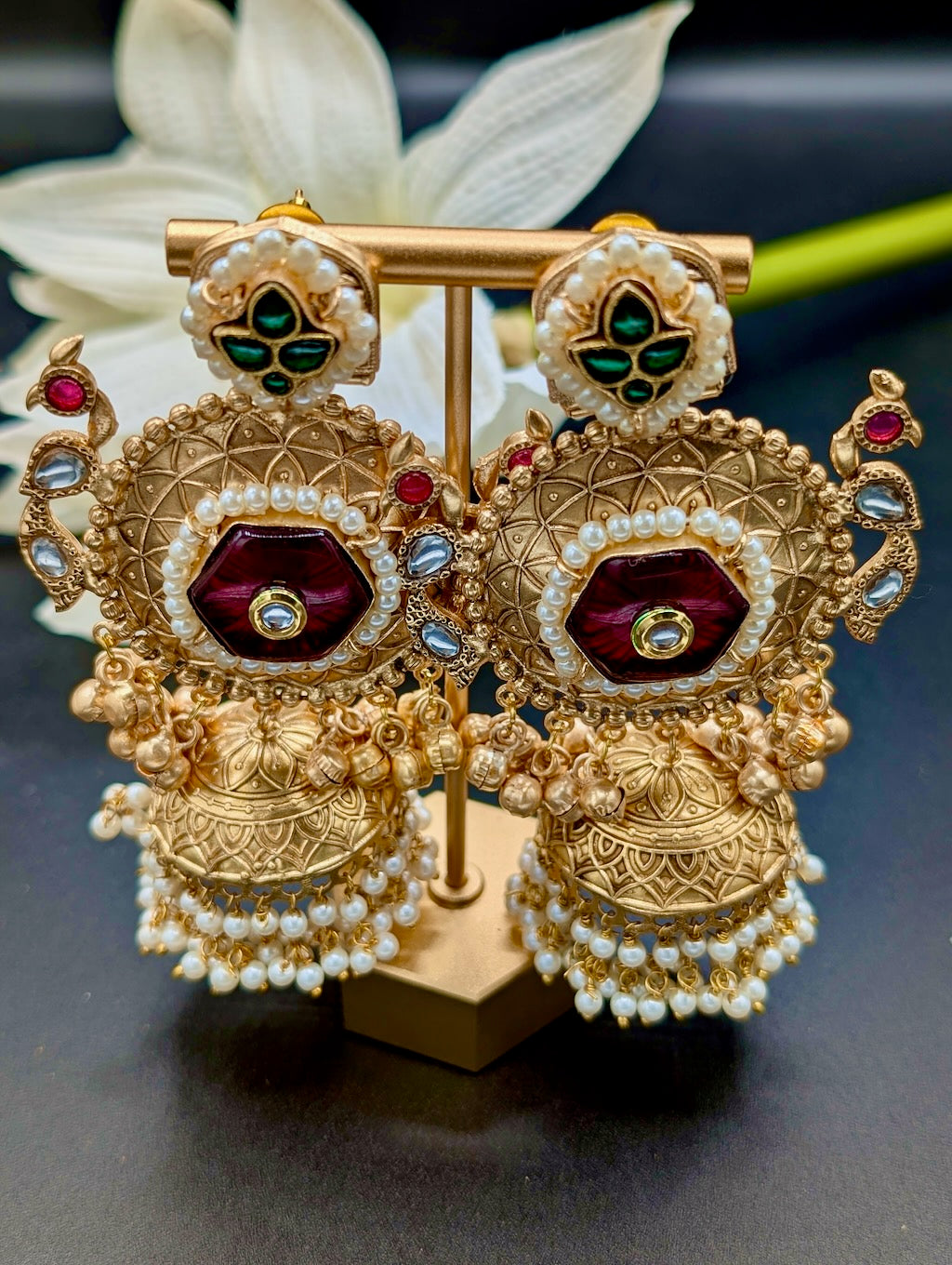 Rashvi Pachi Kundan Jhumkas