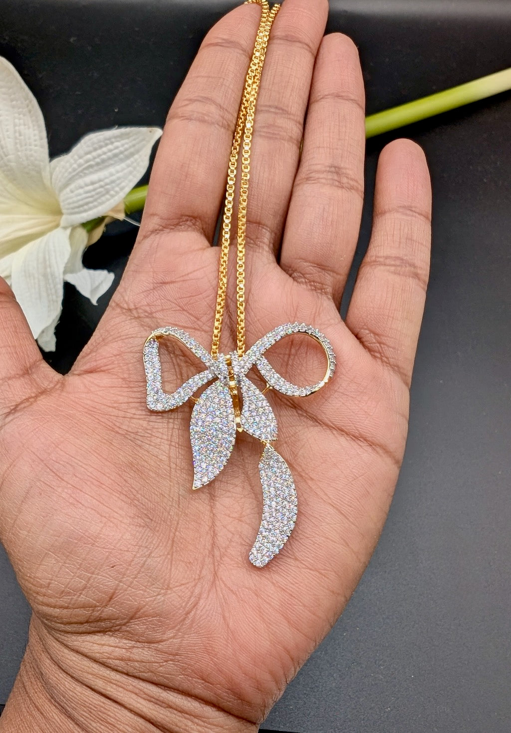 Designer Bow Pendant Set with Earrings