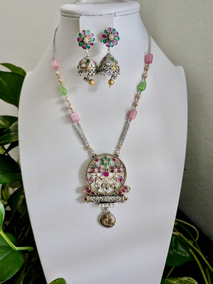 Zuri Dual Tone Chain with Inlay Pendant & Earrings (Available in 2 shapes)