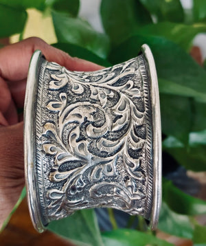 Handcarved Oxidized Chitai Cuff Bangle