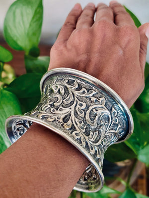 Handcarved Oxidized Chitai Cuff Bangle