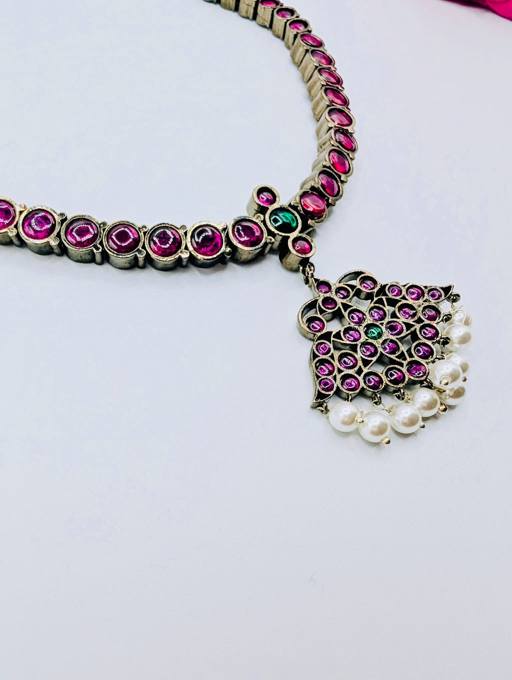 Lavani Black Finish Attigai