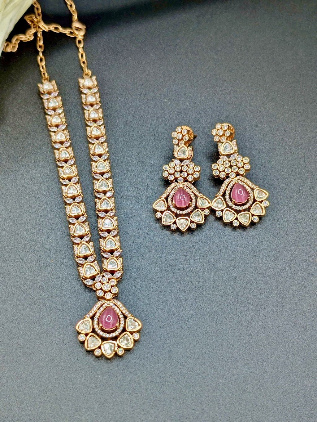 Khushi Doublet Moissanite Necklace with Earrings