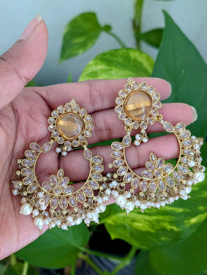 Chandini Polki Chandbalis in Mehendi Polish