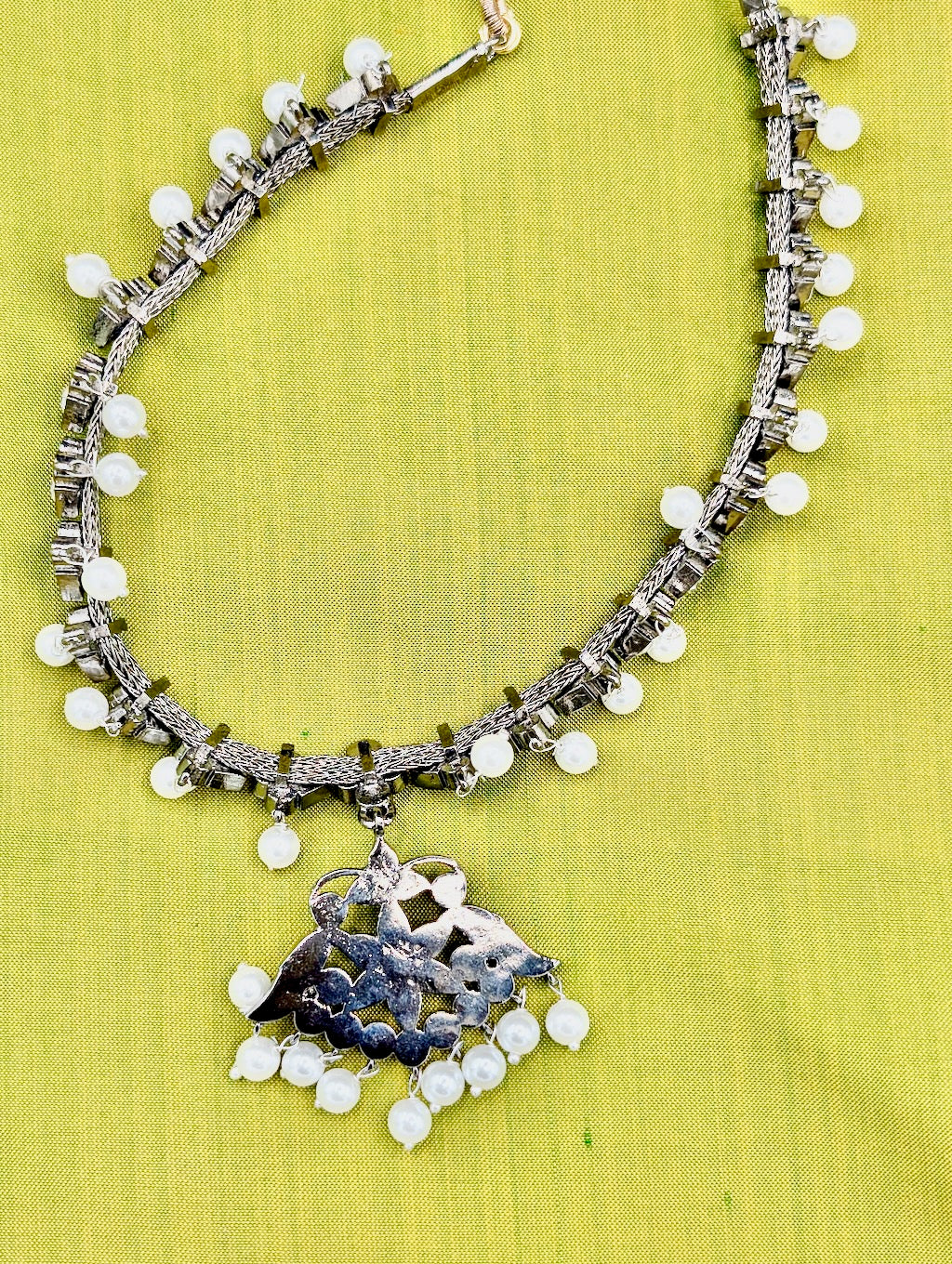 Anjali Kemp Necklace with White Pearls