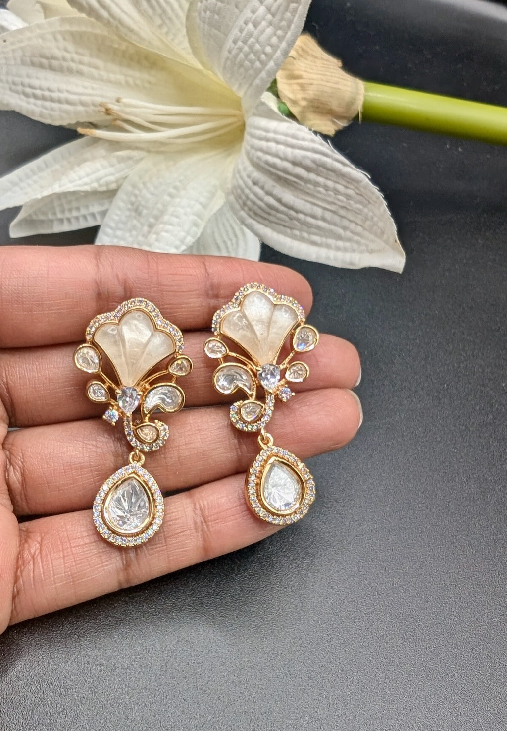 Nala MOP Moissanite Necklace Set with Earrings