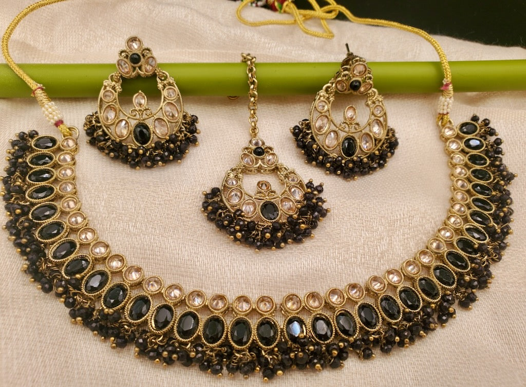 Sarika necklace set with earrings and tikka