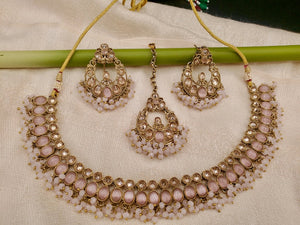 Sarika necklace set in mehendi polish